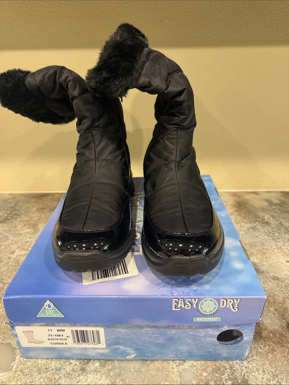 easy street Black Quilted Faux-Fur Cuff Winter Boots